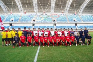 电竞世界杯-出征“湘超”！岳阳队势不可挡！